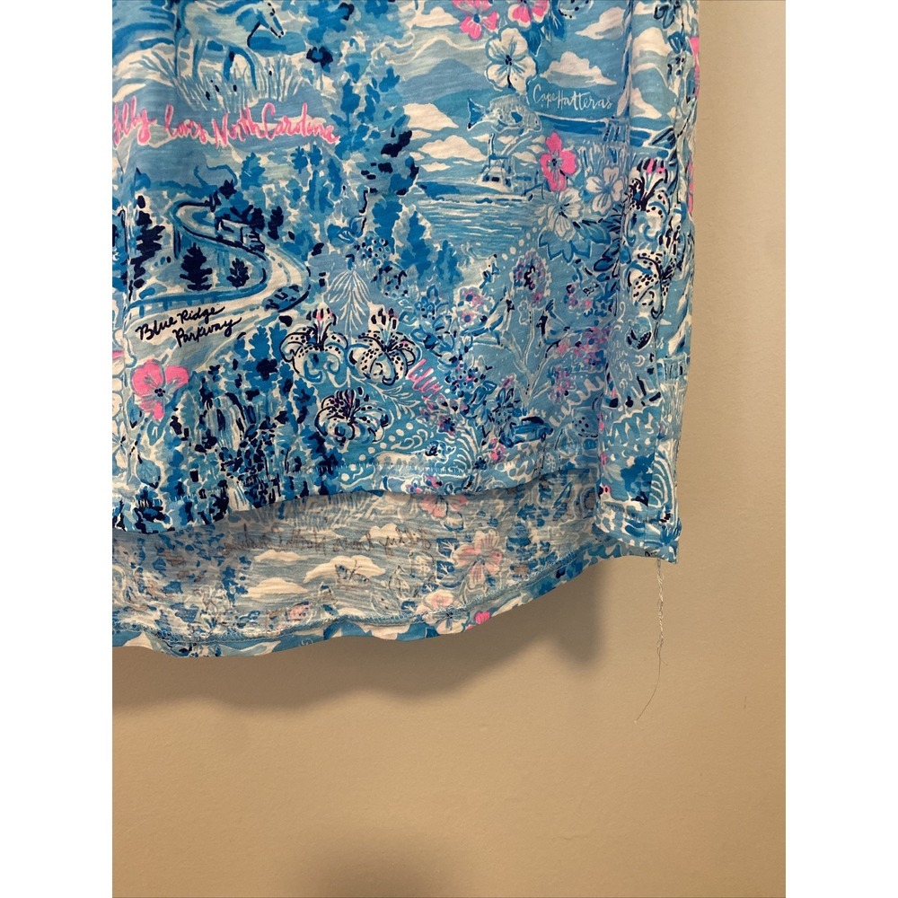 Lilly Pulitzer Etta V-Neck Top Blue Peri Lilly Loves‎ North Carolina Nc Size S - Picture 3 of 7